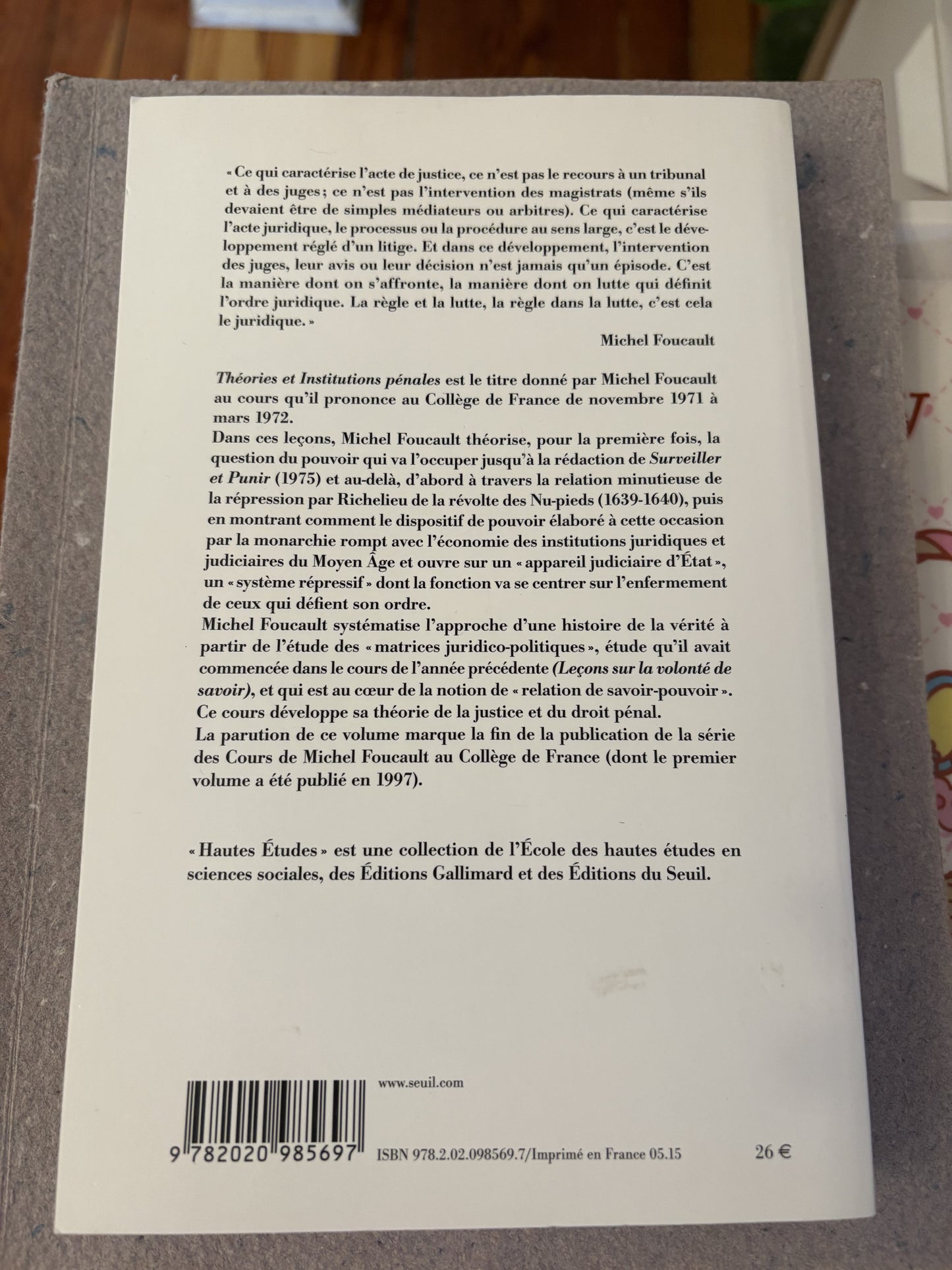 foucault, michel : théories et institutions pénales